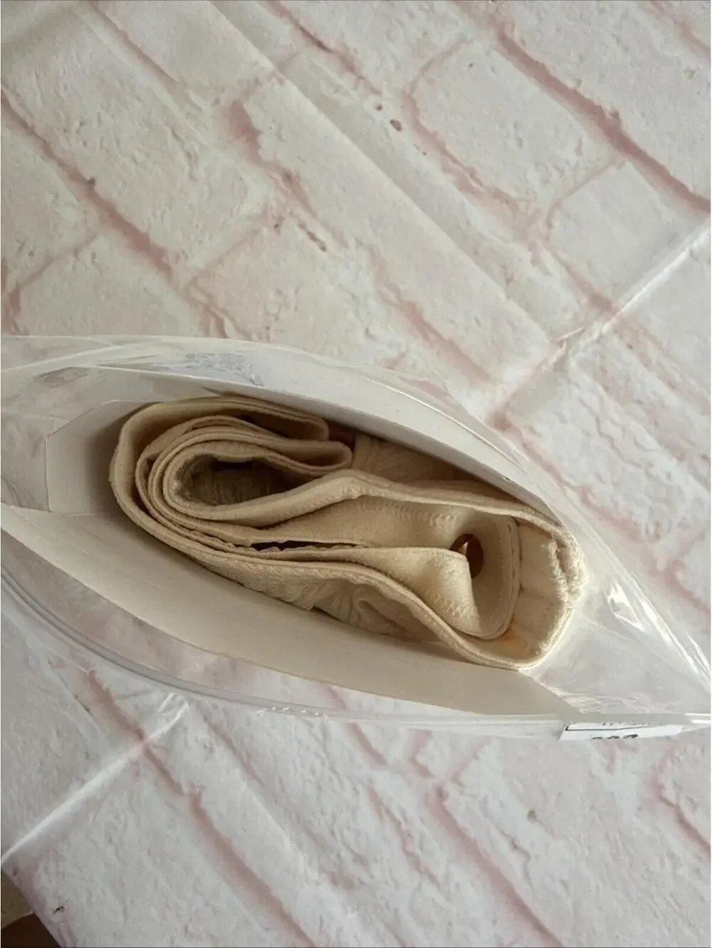 Playtex 18 Hour Wirefree Bra 38B Light Beige Side Back Smoothing E525